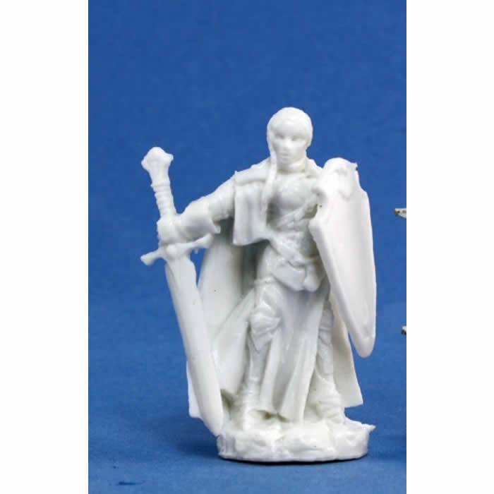 RPR77079 Isabeau Laroche Female Paladin Miniature 25mm Heroic Scale 3rd Image