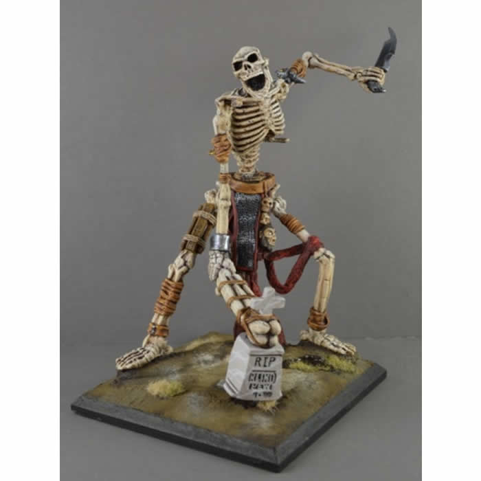 RPR77116 Colossal Skeleton Giant Miniature 25mm Heroic Scale Main Image