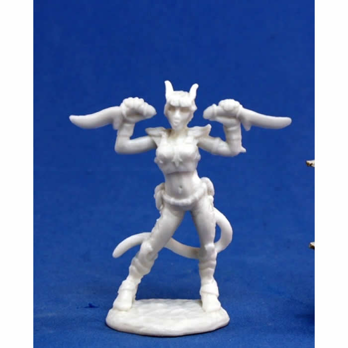 RPR77118 Tiviel Hellborn Rogue Miniature 25mm Heroic Scale Main Image