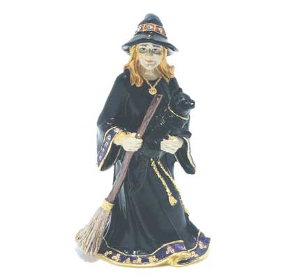 TU8024 Witch and Familiar Dreams of Fantasy Crystal Mementos Collectible Figurine Main Image