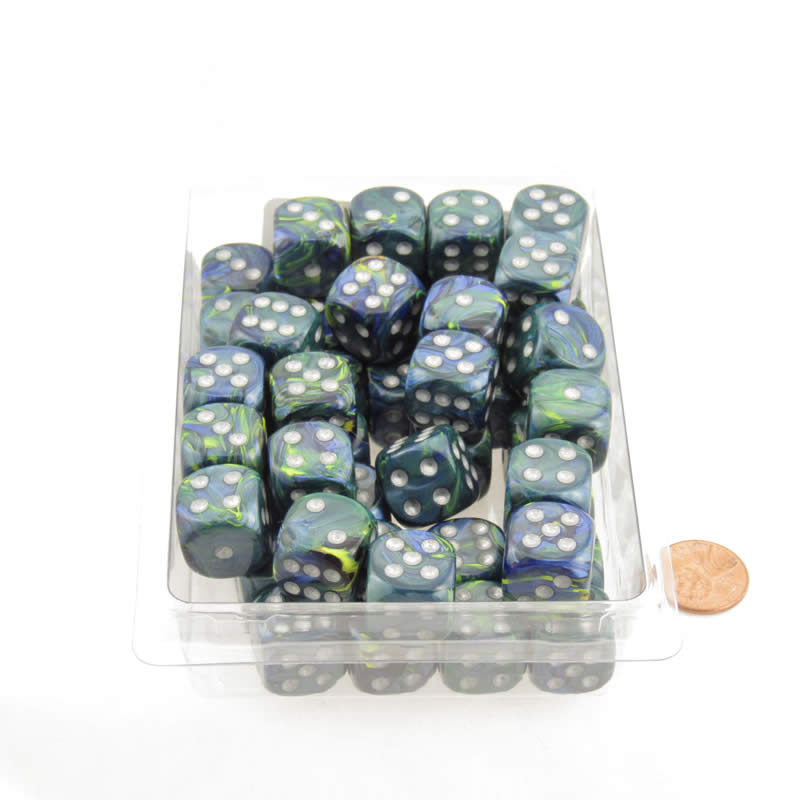 WCXDF1665E50 Green Festive Dice with Silver Pips 16mm (5/8in) D6 Pack of 50 Main Image